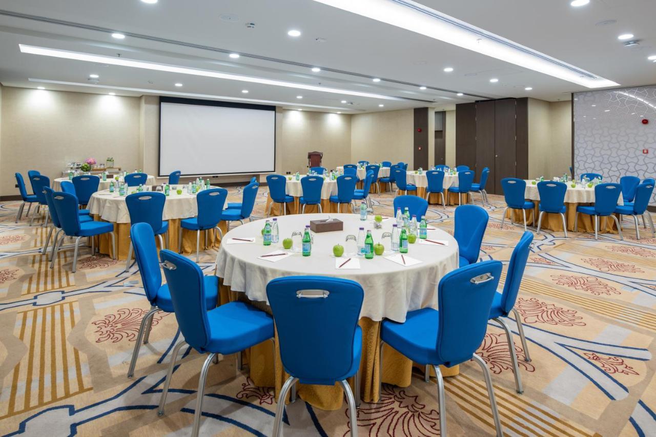 Radisson Blu Hotel, Jeddah Corniche Eksteriør billede Meeting room